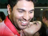 Preity Zinta Kissing Yuvraj Singh
